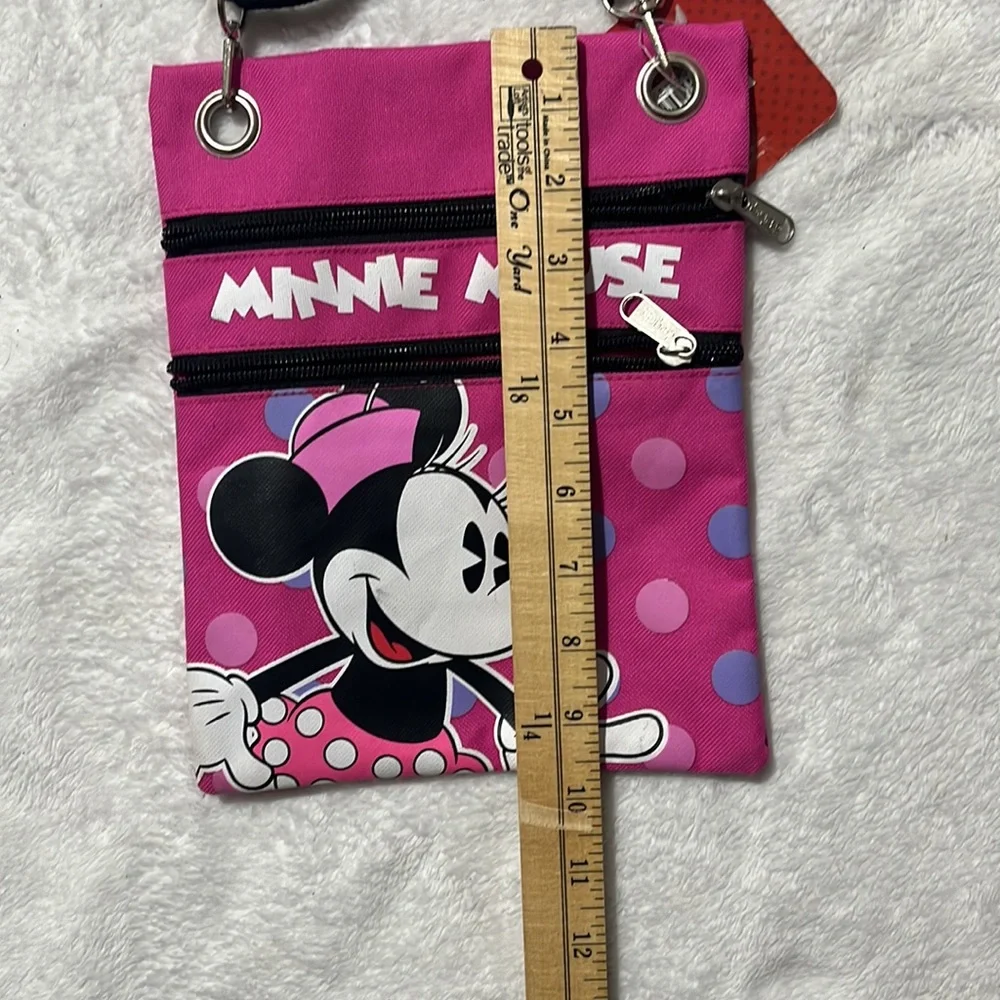 NEW Disney Minnie Mouse purse
